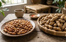 Ăn lạc tốt nhưng 3 nhóm người nên tránh hoặc hạn chế