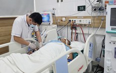 BV Bạch Mai hội chẩn toàn viện cứu 7 nạn nhân ngộ độc khí clo