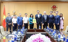 Bộ trưởng Đào Hồng Lan tiếp, làm việc với Tổng Giám đốc Điều hành Tập đoàn DKSH