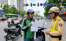 Chỉ cần có giấy hẹn cấp, đổi bằng lái người điều khiển phương tiện vẫn tiếp tục được lái xe? 