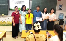 Mẹ mắc ung thư, con trai 14 tuổi mắc Down nhận hơn 73 triệu đồng hỗ trợ