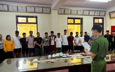 Đưa nhau lên đồi đánh bạc, 20 đối tượng bị bắt