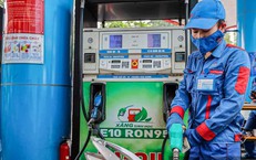 Giá xăng dầu tại Việt Nam vẫn duy trì mức thấp nhất khu vực