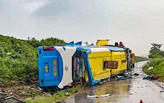 Vụ tai nạn 4 người tử vong trên cao tốc Pháp Vân: Xe hỏng vẫn chở khách