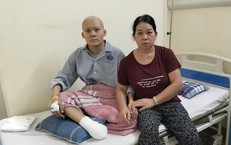 Hai mẹ con mắc ung thư, câu hỏi của con trai  khiến nhiều người nghẹn lòng