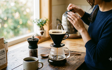 Sau tuổi 50, nên uống gì để bổ sung chất chống oxy hóa cho làn da?