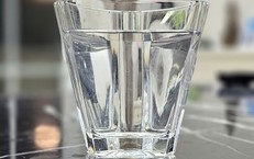 Lợi ích của việc uống nước ấm mỗi sáng