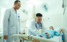 Đi bộ là đau chân, cụ ông đứng trước bài toán cứu chân hay giữ thận