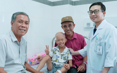 Bé trai lớp 2 đang ngồi học bất ngờ vỡ mạch máu não hôn mê