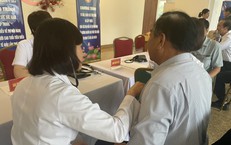 Cử tri kiến nghị giảm độ tuổi hưởng trợ cấp hưu trí xã hội từ đủ 75 xuống đủ 70, Bộ Y tế nói gì?