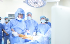 Nhiều bệnh nhân được 'giải thoát' đau khớp triền miên, tự tin sải bước đi chúc Tết