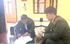 Uống rượu say phát livestream nói xấu cán bộ, người đàn ông bị công an triệu tập