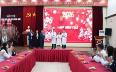 Lãnh đạo tỉnh Quảng Ninh thăm, chúc Tết cán bộ y bác sĩ Bệnh viện Sản nhi 