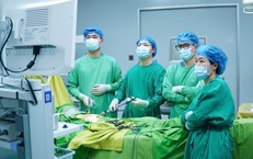 Người phụ nữ có 2 khối u quái hiếm gặp ở ổ bụng và buồng trứng