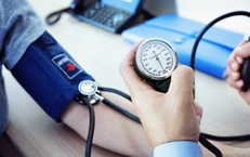 Bài tập phù hợp cho người bệnh tăng huyết áp trong kỳ nghỉ Tết