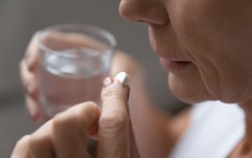 Bệnh nhân tim mạch có cần phối hợp thuốc chống đông với aspirin?