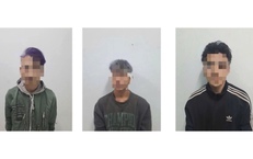 Khởi tố ba người chặn đường cướp một điện thoại hiệu Redmi