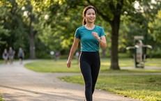Đi bộ có giúp phụ nữ tuổi 40+ giảm mỡ bụng không?