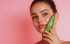 Da dầu dùng gel lô hội được không? Những điều cần biết trước khi sử dụng