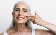 Người sống thọ sẽ có 3 đặc điểm này trên gương mặt