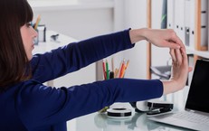 Suy giảm miễn dịch do lối sống ít vận động cần làm gì?