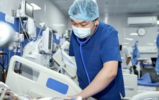 Sau cánh cửa cấp cứu (3): Những người chọn ở lại nơi áp lực nhất