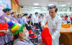 'Liều thuốc tinh thần' từ công tác xã hội trong bệnh viện