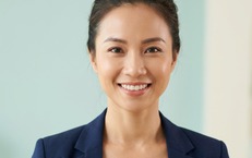 4 bài tập đơn giản khắc phục tình trạng chảy xệ và nếp nhăn vùng cổ