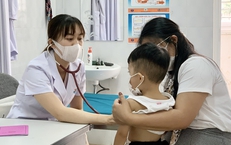 Bệnh nhân tay chân miệng tăng mạnh, 4 ca tử vong: Bộ Y tế yêu cầu tăng cường thu dung, điều trị