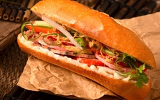 Bộ Y tế vào cuộc vụ nghi ngộ độc thực phẩm sau ăn bánh mì tại TP. Hồ Chí Minh