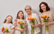 Phụ nữ thích nhất điều gì trong ngày 8/3?