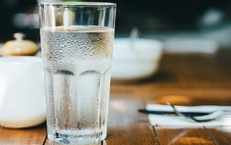 5 thay đổi lối sống bảo vệ sức khỏe tim mạch ở người cholesterol cao