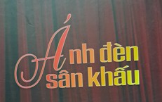 'Ánh đèn và sân khấu'