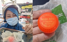 Đánh rơi chỉ vàng tích cóp 2 năm, người phụ nữ vỡ òa khi nhận lại nhờ lòng tốt của người lạ