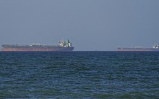 Iran đe dọa tấn công các tàu đang tiến vào eo biển Hormuz