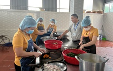 Bài toán kiểm soát bữa ăn trường học từ vụ 300 tấn thịt lợn bệnh