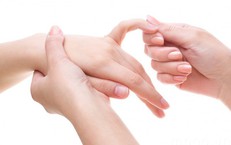 Cách chống lão hóa cho bàn tay ở phụ nữ sau tuổi 30
