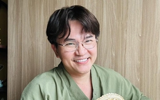 Nam MC 'Gương mặt thân quen' ở tuổi trung niên vẫn độc thân, chăm chỉ làm việc thiện