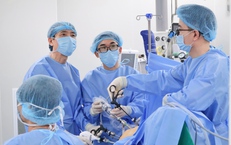 Ca phẫu thuật 'cân não' cứu bệnh nhân ung thư tiêu hoá đa bệnh nền tại Vinmec Cần Thơ