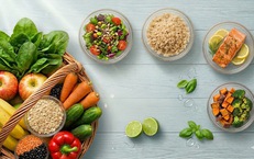 6 quy tắc dễ áp dụng chế độ ăn lành mạnh theo tiêu chuẩn quốc tế