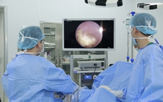 Công nghệ mới không 'dao kéo' rút ngắn thời gian điều trị sỏi thận xuống 24 giờ