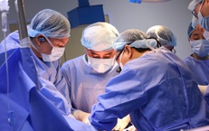 Đồng thời lấy đa tạng và ghép thận ngay tại y tế tuyến tỉnh: Dấu mốc mới của y tế Quảng Ninh