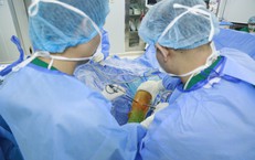 Dùng mẹo dân gian chữa gout, người đàn ông đối mặt nguy cơ tàn phế