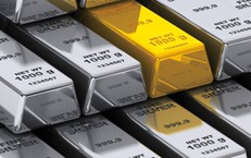 Giá vàng, bạc thế giới ngày 9/4 giảm nhẹ do Iran tái đóng cửa Hormuz