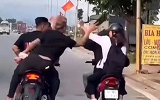 Bức xúc clip nhóm thanh niên 'kẹp 3' vi phạm hàng loạt lỗi, cầm dép đánh người đi đường