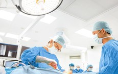 Xoắn tinh hoàn: Dấu hiệu nhận biết sớm và 'thời gian vàng' cần cấp cứu