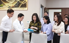 Bộ trưởng Bộ Y tế Đào Hồng Lan: Nghệ An cần đẩy mạnh tầm soát ung thư, chăm sóc sức khỏe 'từ sớm, từ xa'