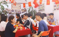 Hàng nghìn sinh viên hào hứng tìm kiếm cơ hội nghề nghiệp tại AJC Job Fair 2026