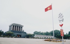 Cận cảnh lễ thượng cờ tại Lăng Bác những ngày tháng 5 lịch sử