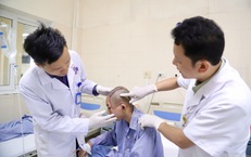 Từ khoản tạm ứng 2 triệu đồng đến ca mổ ở Bệnh viện K hồi sinh tương lai cho thiếu niên mắc ung thư da